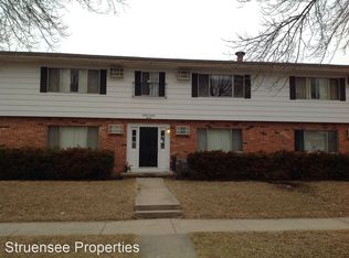 1914 Grove St APT 5, Oshkosh, WI 54901