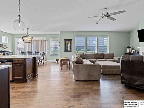 5th image of 21111 Boulder Cir