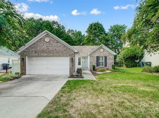 212 Chestnut Ave, Tega Cay, SC 29708