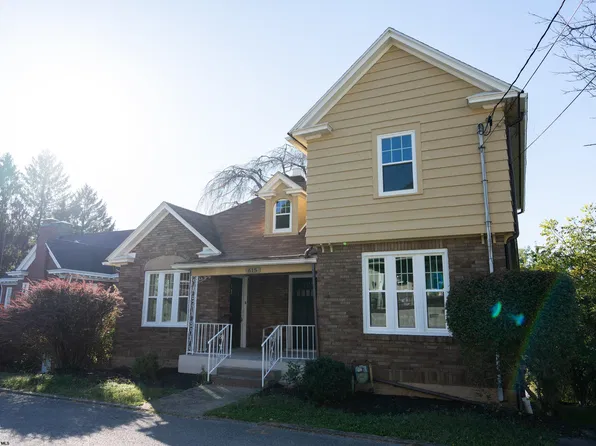615 Fleming Pl, Fairmont, WV 26554