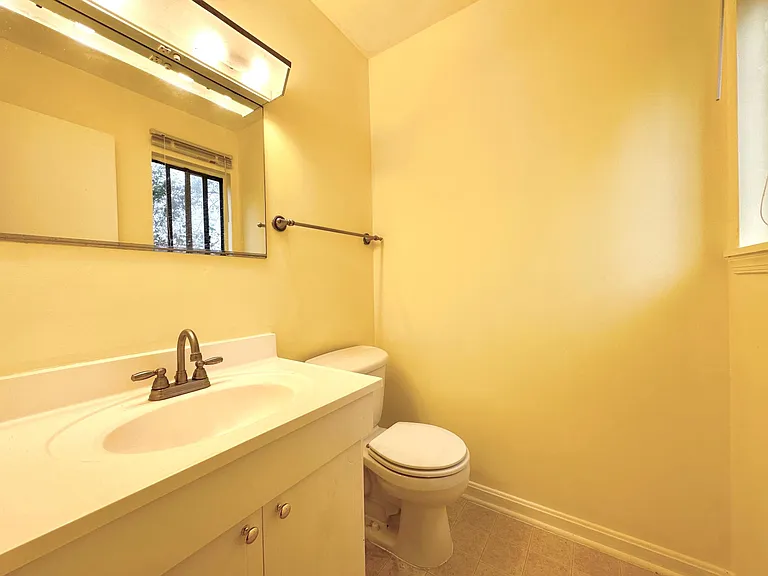 4 Renmark Ct — Photo 15