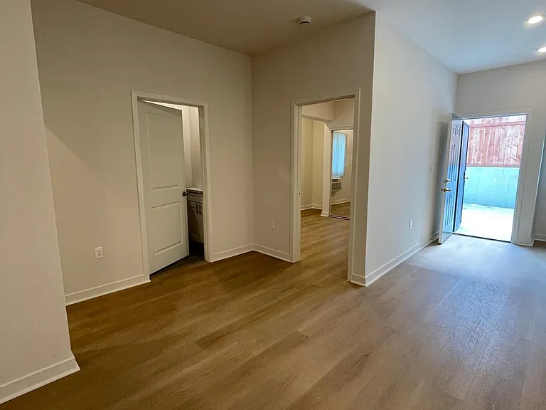 4546 W 17th St #9 — Photo 9