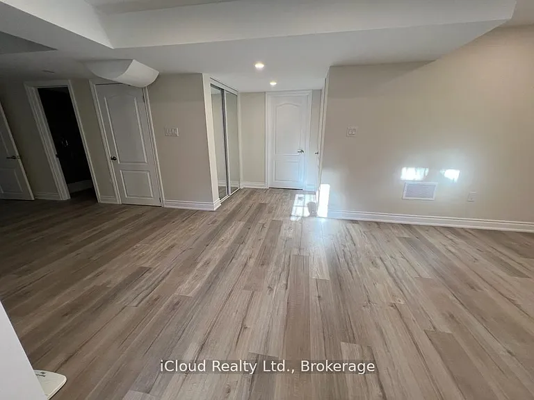 1410 Storey Dr #BASEMENT — Photo 8