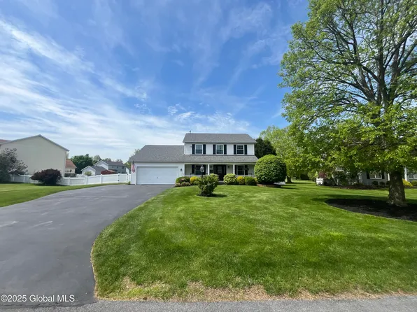 28 Copperfield Drive, Waterford, NY 12188