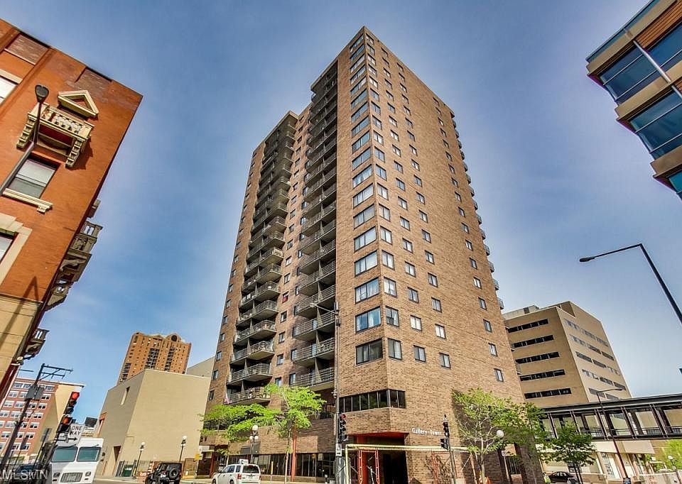 1st image of 26 10th St W Unit 704