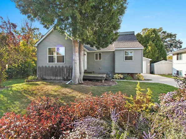 226 Perkins Ave, Green Bay, WI 54303