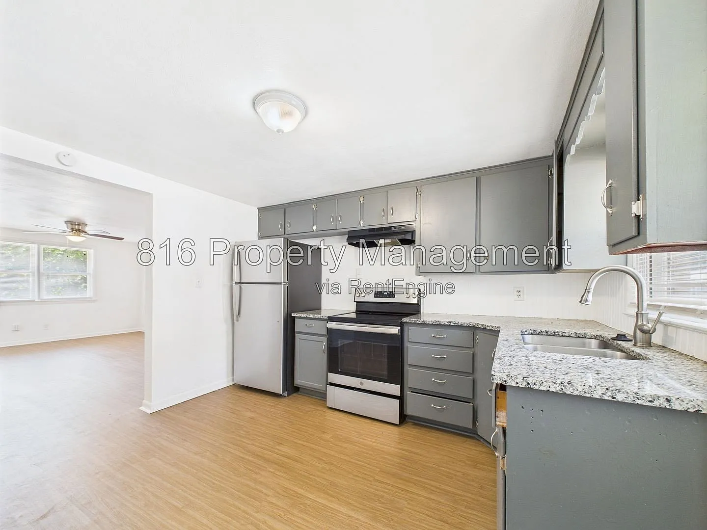 2 bed, 1.0 bath, $850 — Photo 4