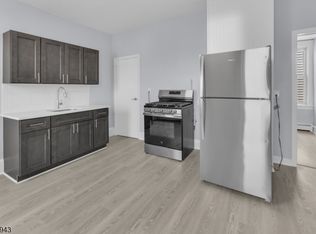215 Delaware St #5, Elizabethport, NJ 07206