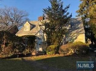 675 W Englewood Ave, Teaneck, NJ 07666