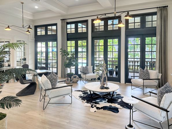 2141 Vinings Cir #317