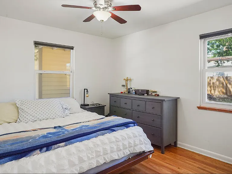 2665 S King St — Photo 5