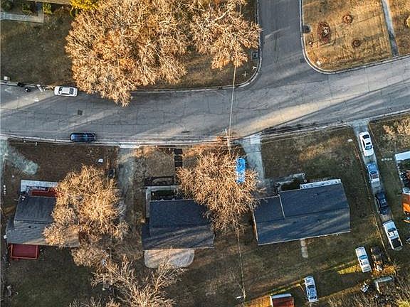 4th image of 1111 Morningside Dr