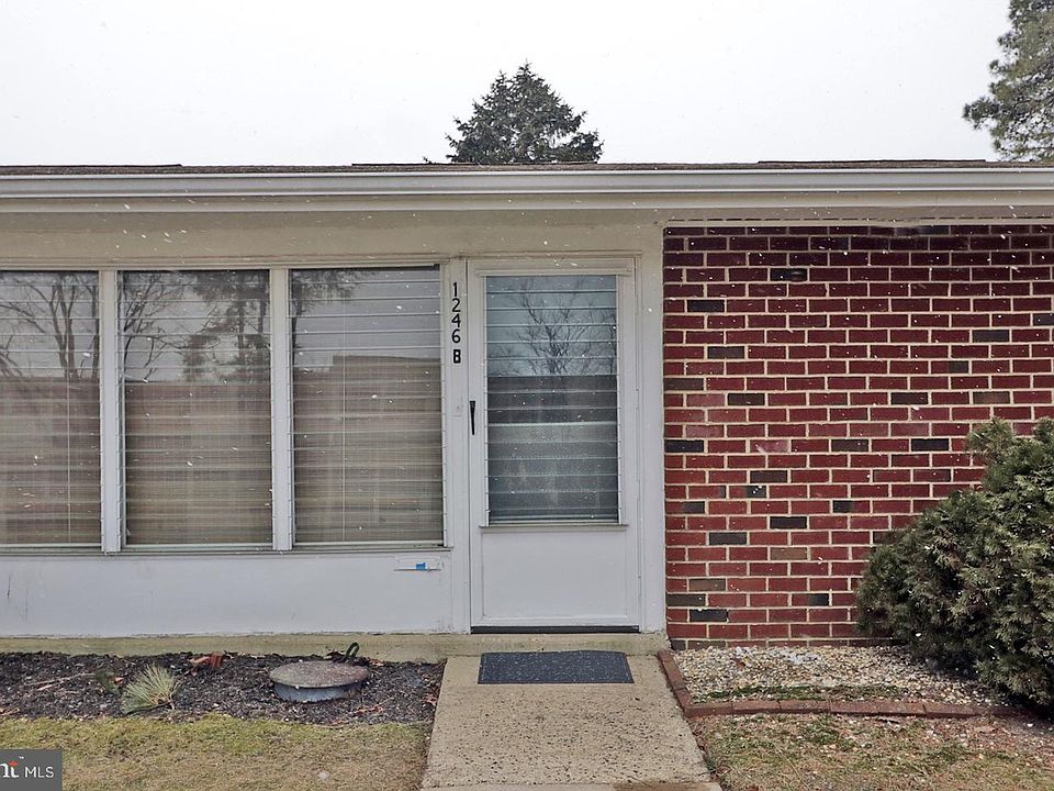 1st image of 1246B Hamilton Ct