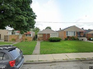 7840 S Sawyer Ave, Chicago, IL 60652