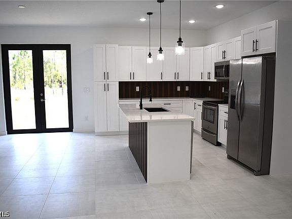 3rd image of 1006 Hamilton Ave