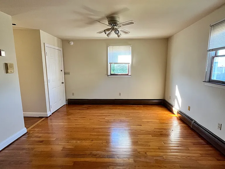 9 McClee Aly — Photo 8