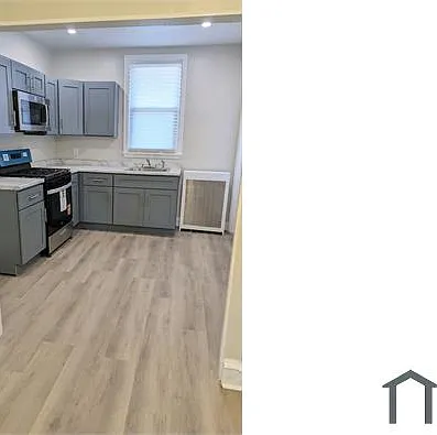 7127 Montague St — Photo 2
