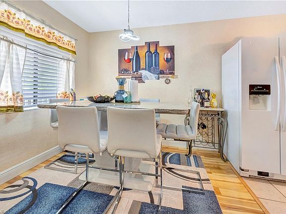 5th image of 4633 Bayshore DR #M6