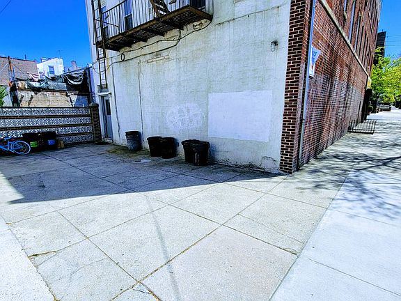 4th image of 6424 11th Ave