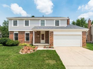 830 Summertree Ln, Columbus, OH 43081