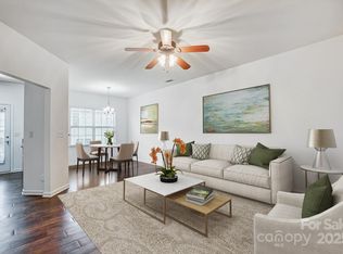 9345 Hamel St, Charlotte, NC 28215