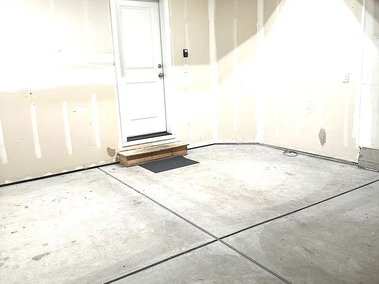 18505 Alpine Way E — Photo 23