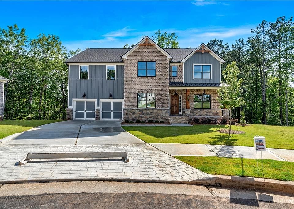 1st image of 3687 Thornhill Ct