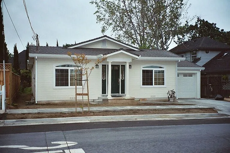 10225 Orange Ave photo 1