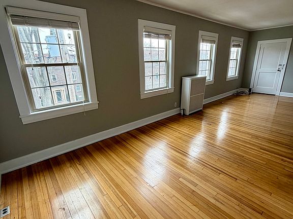 2nd image of 23 Rowsley Street #6