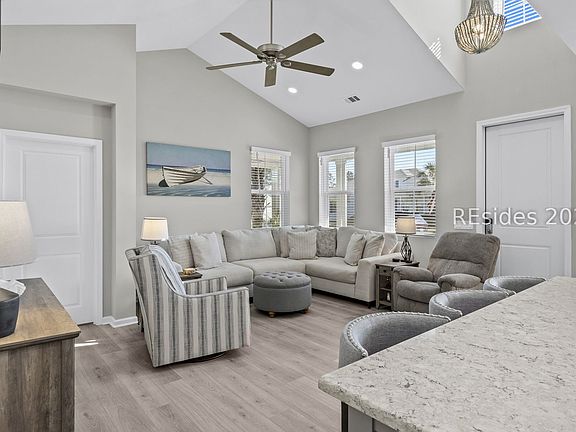 5th image of 141 Sandbar Ln #101