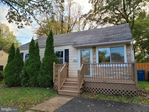 1914 Cherri Dr, Falls Church, VA 22043
