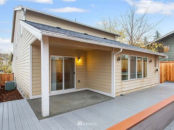 2nd image of 14707 SE 189th Pl
