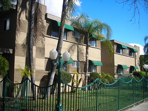 2nd image of 652 W Vesta St APT F
