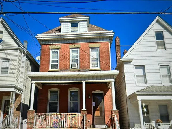 79 W 14th St, Bayonne, NJ 07002