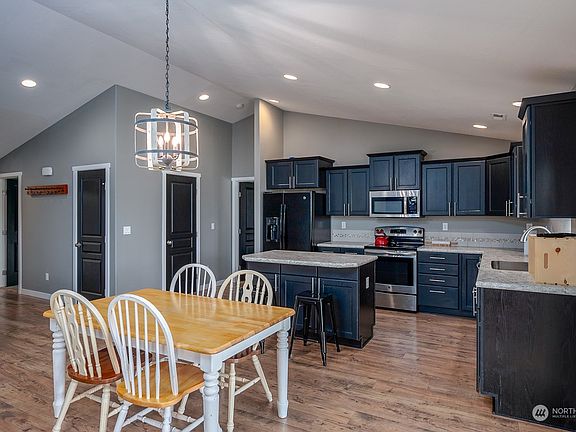 5th image of 4510 W Wesley Place