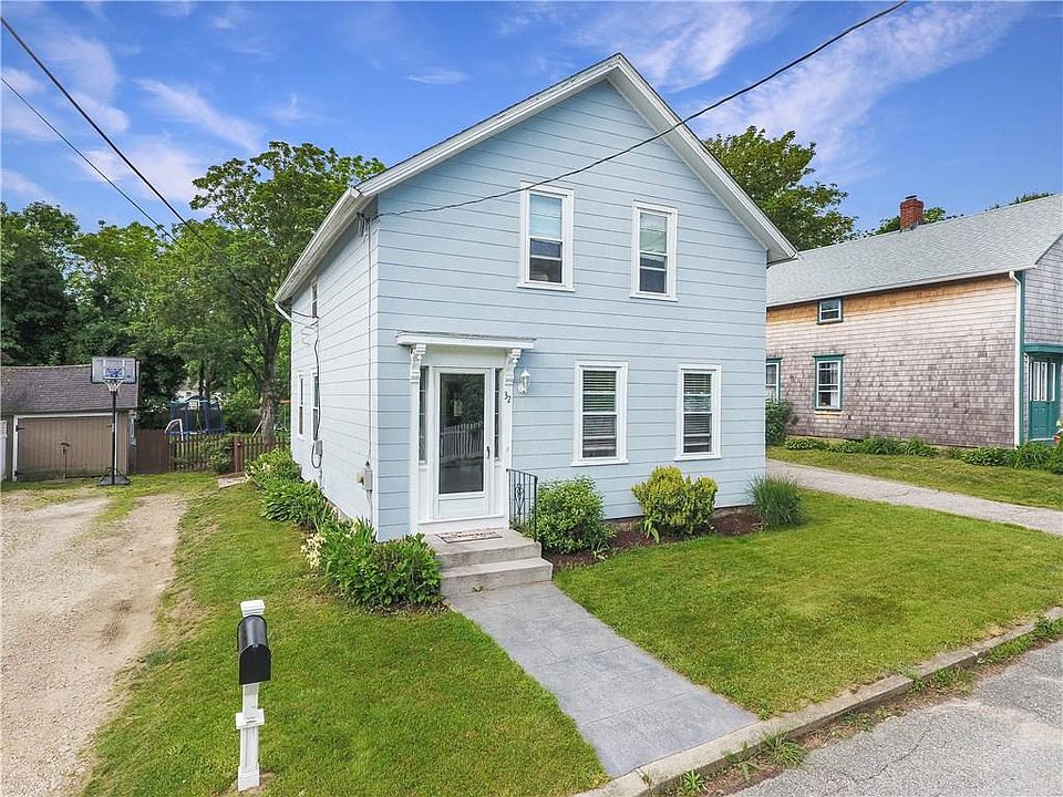 1st image of 32 Schaeffer St