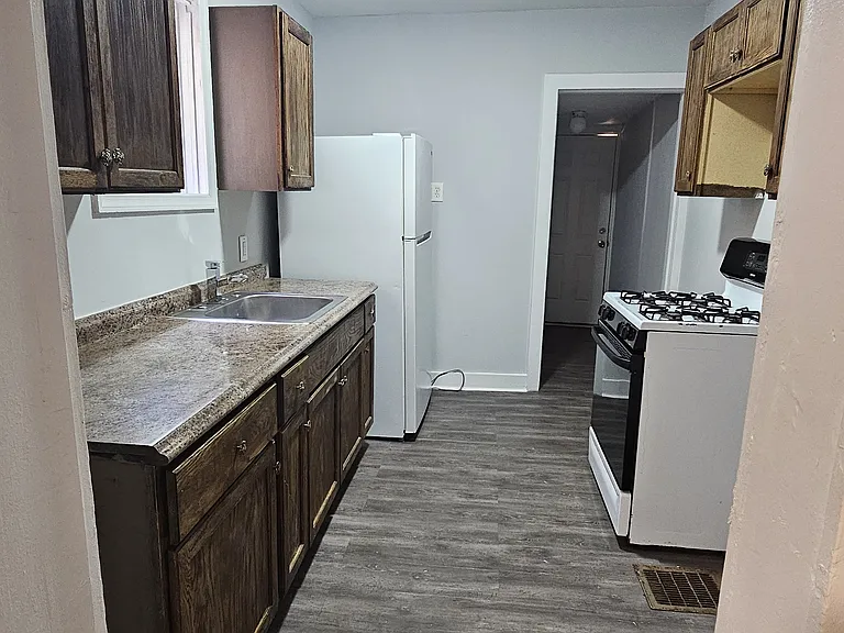 45 Klagg Ave — Photo 9