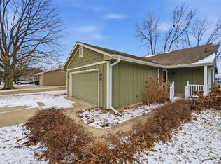 4518 84th St, Urbandale, IA 50322