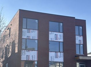 184 Woodroffe Ave #6, Ottawa, ON K2A 3T9