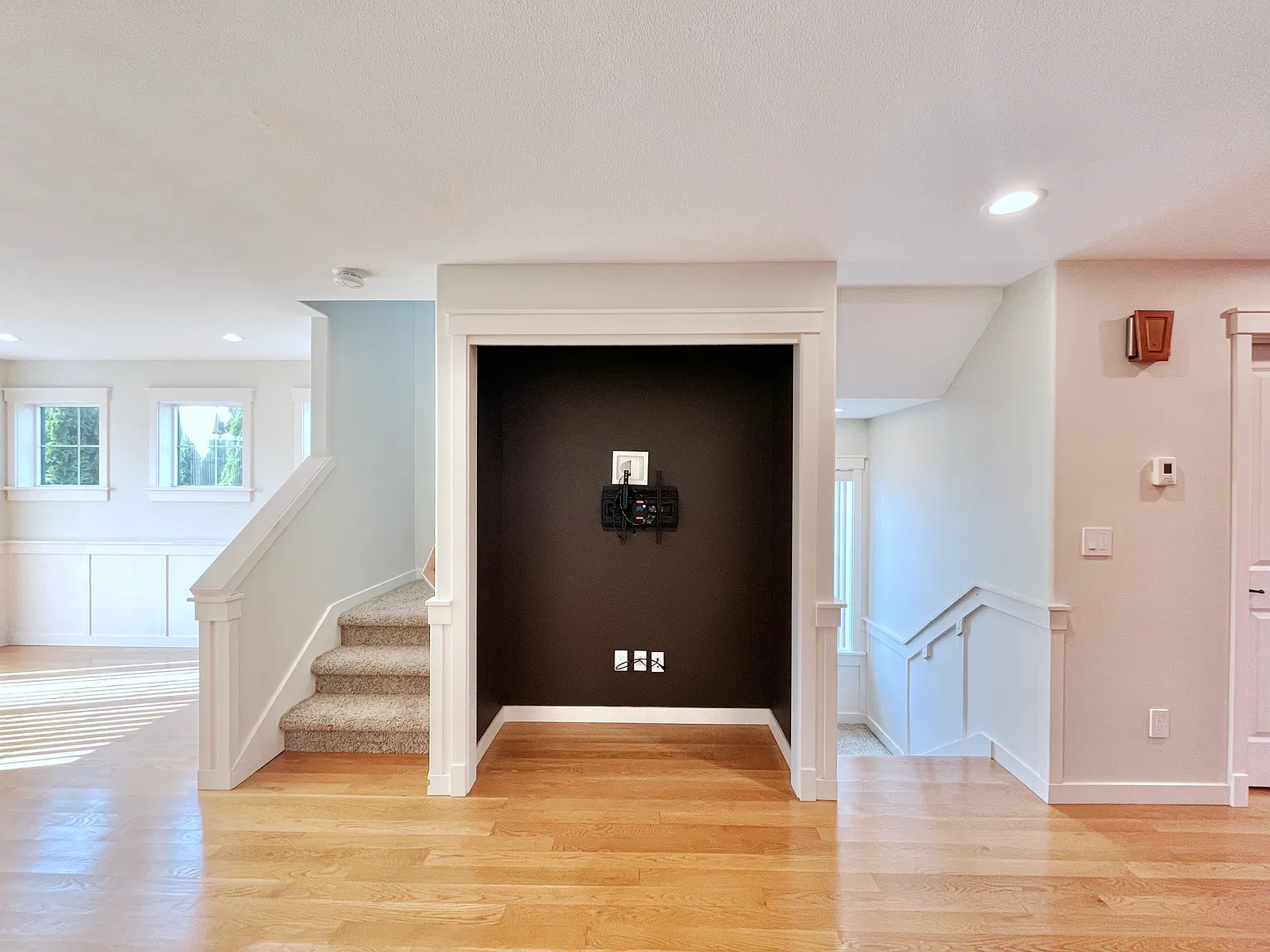 3 bed, 2.5 bath, 1546 sqft, $3,150 — Photo 3