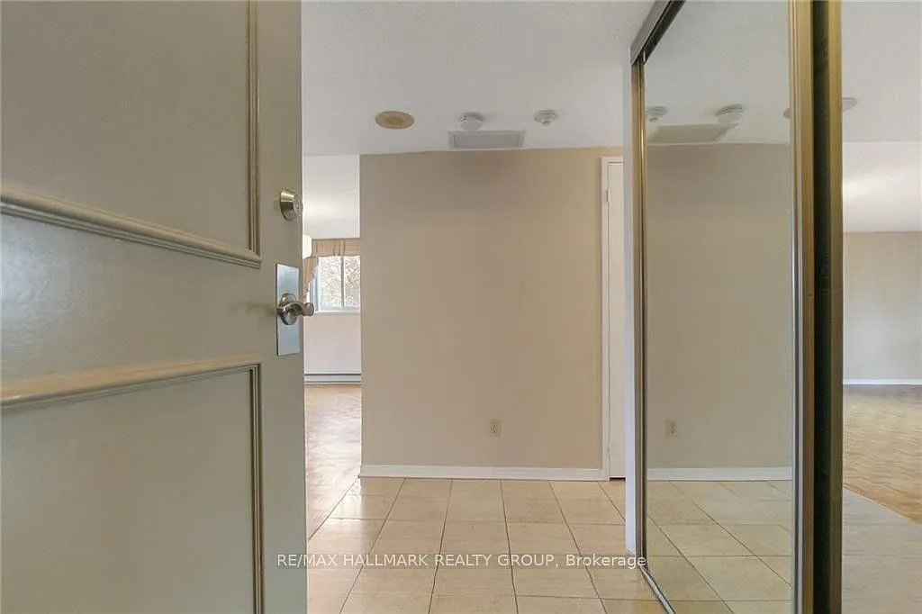 2 bed, $2,800 — Photo 2