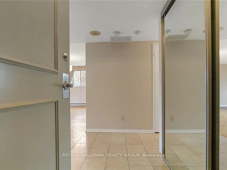 1705 Playfair Dr #212 — Photo 2
