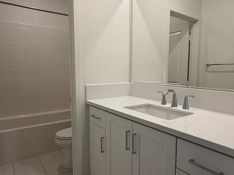 Upstairs shared bathroom