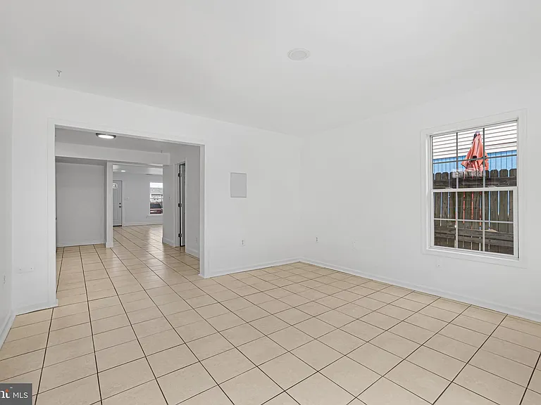 1134 Providence Ct — Photo 14