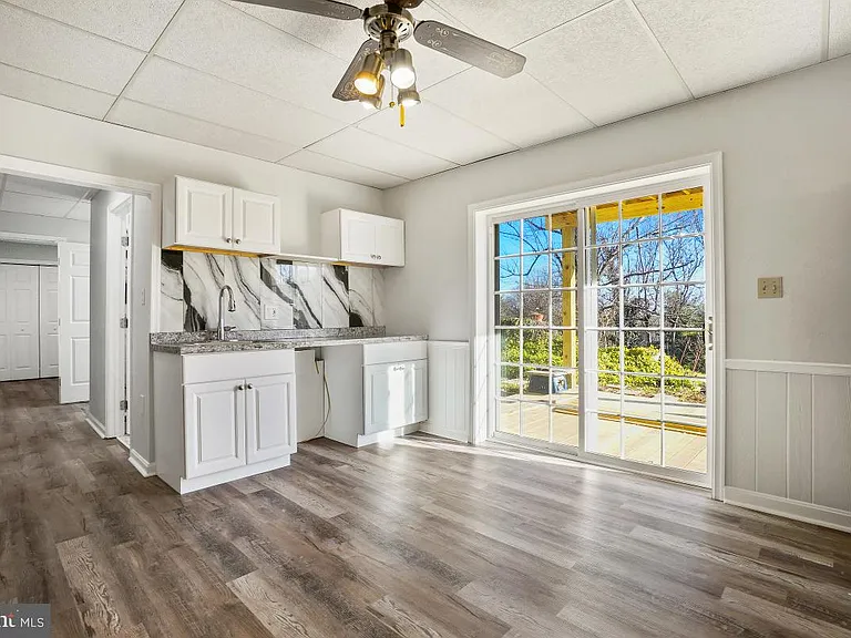 12316 Fountain Dr — Photo 32