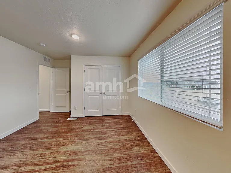 898 N Garnet Creek Ave — Photo 12