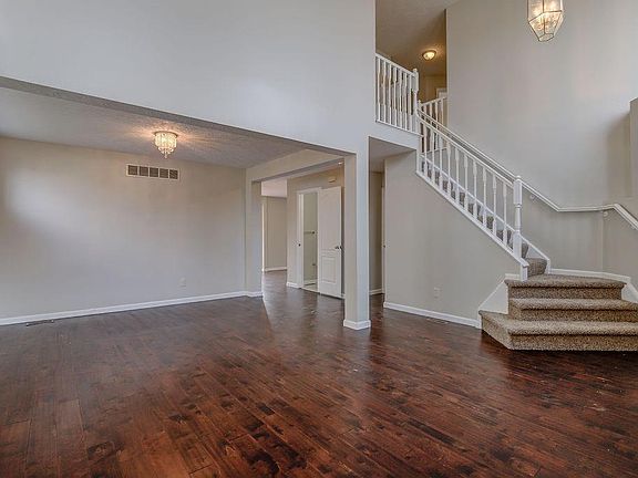 5th image of 8050 Winding Creek Ct