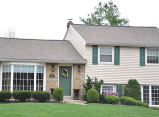 1406 Walnut St, Blue Bell, PA 19422