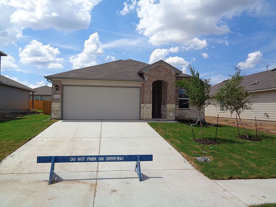 1st image of 245 Lilypond Trl