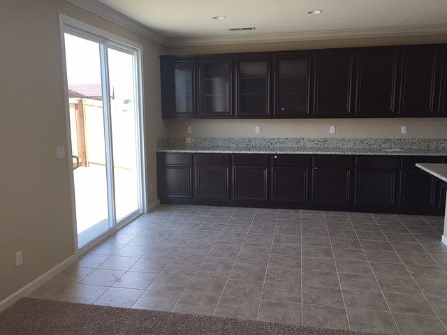 2nd image of 1913 Thomas Taylor Dr